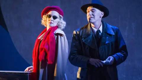 Richard Hubert Smith/WNO Figaro Gets A Divorce – WNO production in 2016