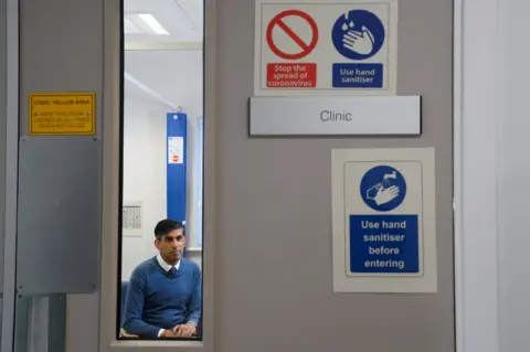 PA Media Rishi Sunak at Berrywood Hospital in Northampton