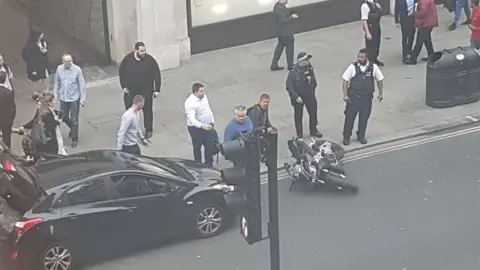 Twitter/@TopHat_247 Bike on Regent Street