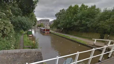 Google Leeds Liverpool canal in Skipton