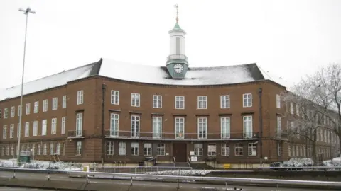 Geograph/Nigel Cox Watford Town Hall