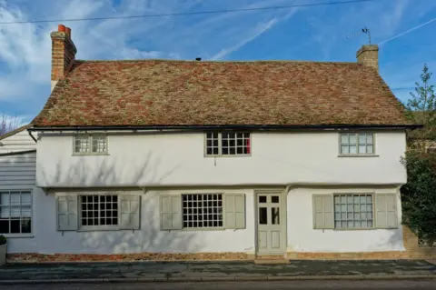 The King's Head (now King's Head House)