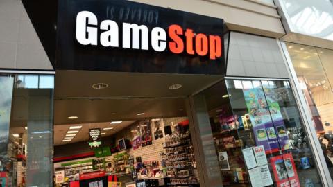 Anger as trading in GameStop shares is restricted - BBC News