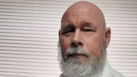 Jamie Briffett Jamie Briffett is in Caerphilly, Wales