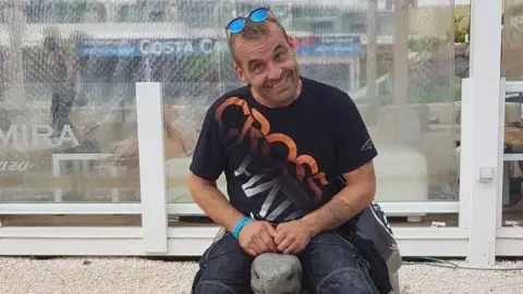 Family handout Carl Dyche