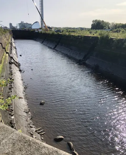 Marine Projects Scotland Dock Number 1