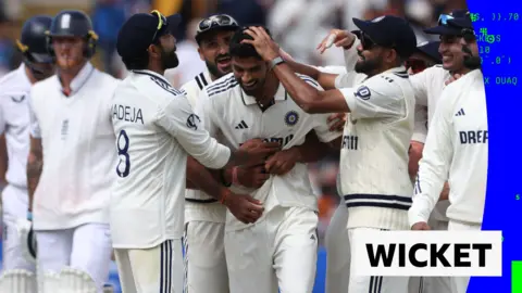 Washington Sundar celebrates with India team