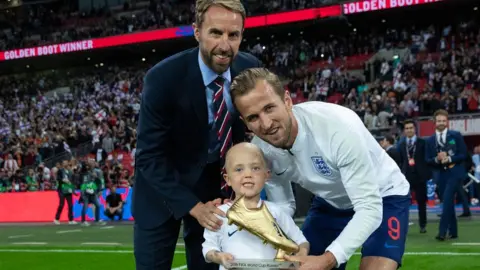 Brain Tumour Research Gareth Southgate, Ben Williams and Harry Kane