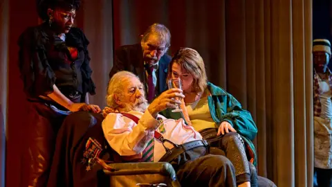 Manuel Harlan Player Kings