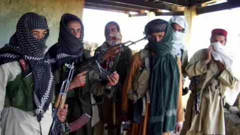 Getty Images Pakistani Taliban members