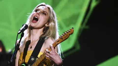 Ellie Rowsell of Wolf Alice