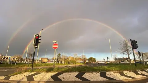 Nicola Smith SATURDAY - Headington Roundabout