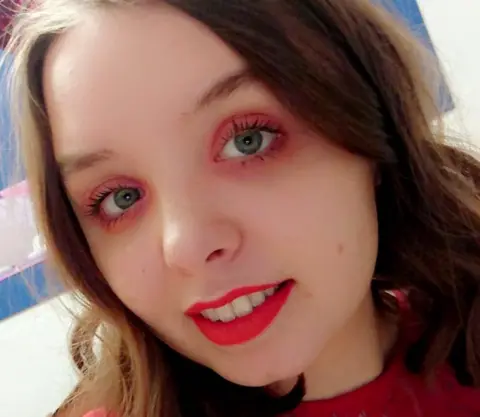 Lacey Small Lacey Small