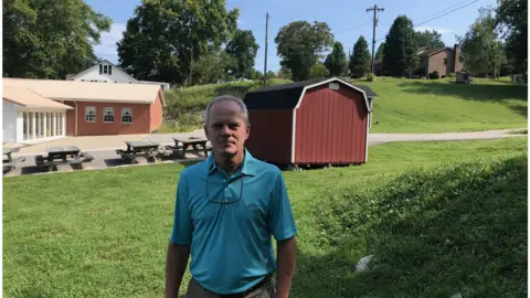 Tara McKelvey Carl Simmons