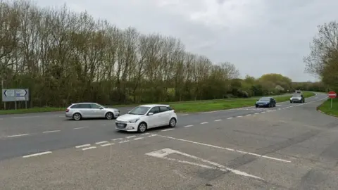 London Road junction with the A287 in Odiham