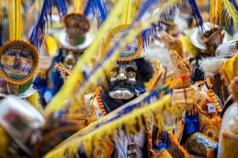 In pictures: Bolivia's colourful Oruro carnival - BBC News