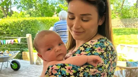 Kirsty Thomas Kirsty Thomas