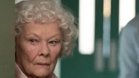 Pathé Judi Dench