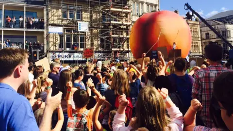 BBC A giant peach in Cardiff