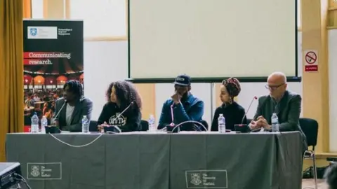 Univereity of Sheffield Academics met with representatives from charities, youth organisations and experts to discuss how Sheffield could deal with youth violence