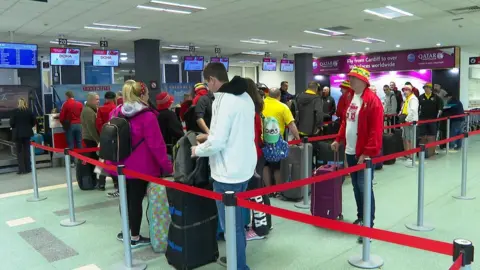 Cardiff Airport, Doha departures on Sunday 20 Nov