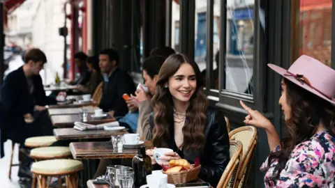 Netflix Lily Collins