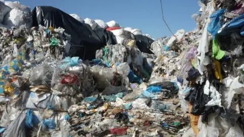 Environment Agency Rubbish piled up