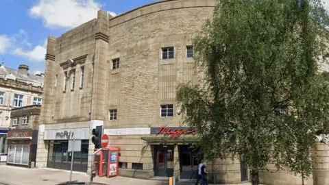 Google View of Maggie's and McFly's