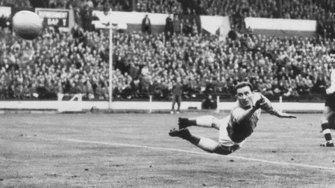 Getty Images Gregg made 25 appearances for Northern Ireland between 1954 and 1964