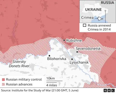 Image shows map around Severodonetsk