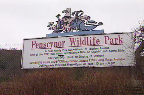 Penscynor Wildlife Park sign