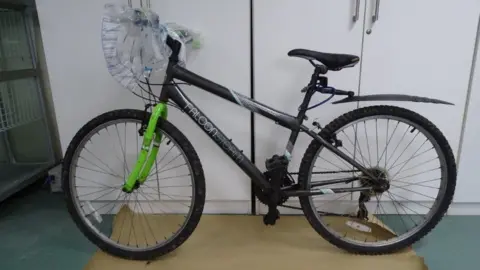 An Garda Síochána (Irish police) Detectives issued a photo of a mountain bike in their appeal for witnesses