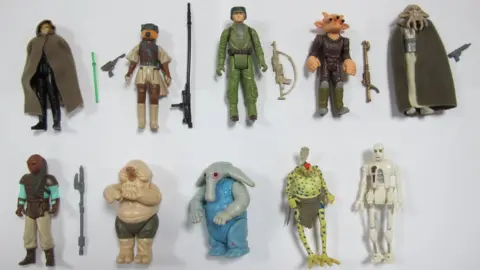Sheffield Auction Gallery Star Wars Action Figures