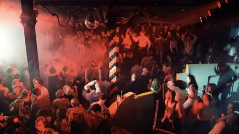 Jon Shard People dancing at Flesh