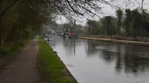 Geograph/N Chadwick Grand Union Canal at Croxley Green