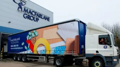Macfarlane Macfarlane lorry