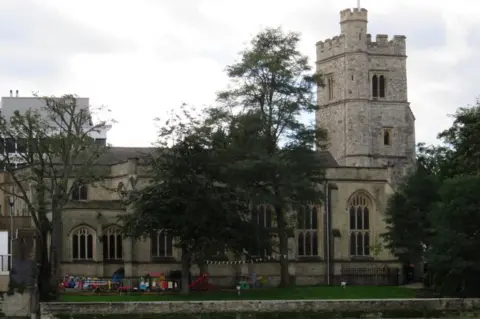Geograph/Richard Rogerson St Mary the Virgin, Putney