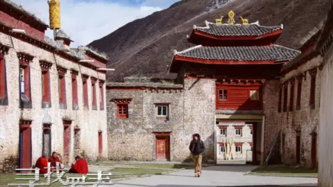 Weibo A still from Looking for Rohmer, picture taken from the film's official official account on Weibo