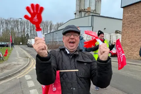 Simon Dedman/BBC Unite refuse worker demonstrating