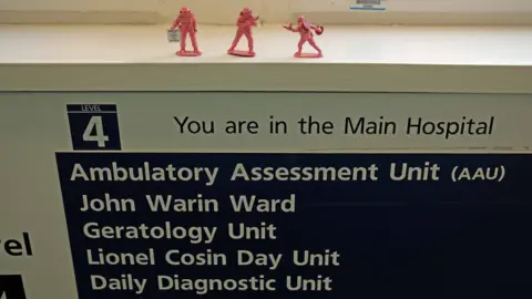 Athirty4 Athirty4 Pink Army soldiers