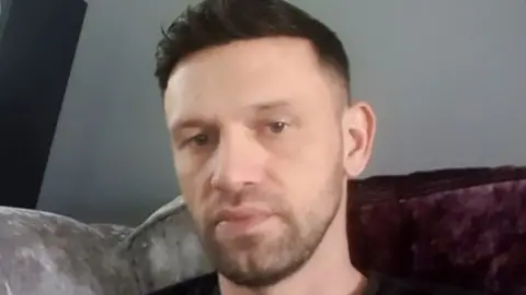 Damien Oldsworth Damien Oldsworth