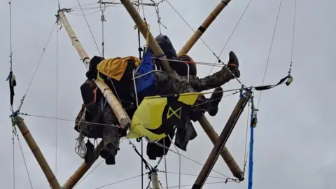 Basingstoke Socialists Protesters in Basingstoke