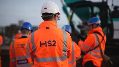 Getty Images HS2 construction worker in orange hi-viz