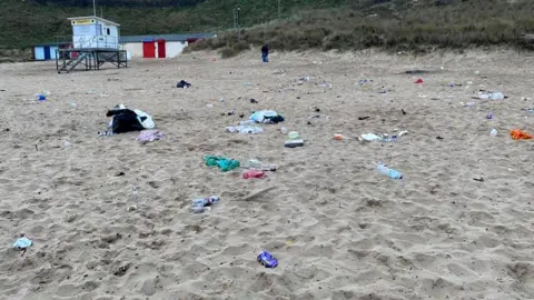 Tanisha Day Litter left on Longsands Beach in Tynemouth