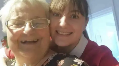 Nanna Baubles: World record-holder's Christmas decorations passed to family