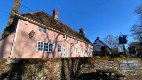 The Star, Lidgate