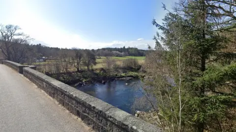 Google Potarch Bridge