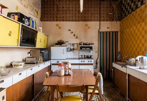 Jim Grover Maurice Dorfman's home