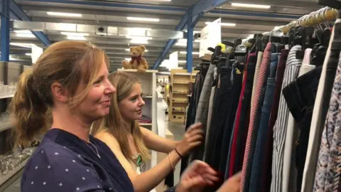 Freya Berry shopping with her mum Amanda