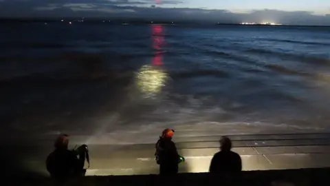 Burnham-on-Sea.com Rescuers search the sea